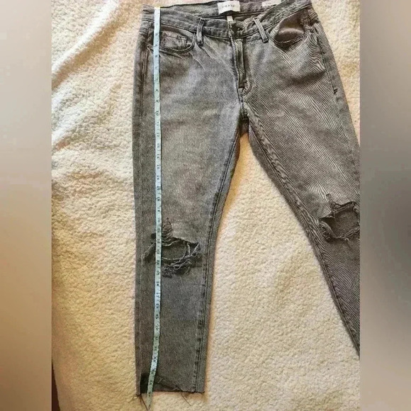 Frame Denim Ankle & Cropped Distressed Gray Jeans, see measurements! - Picture 5 of 8